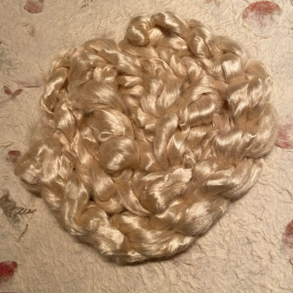 IxCHeL Fibre & Yarns Tussah Silk Tops colourway Natural