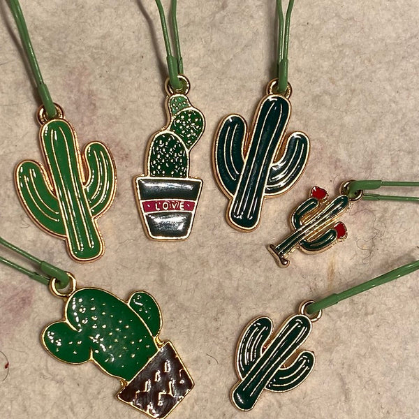 IxCHeL Fibre & Yarns Cactus Green Set of 6 Stitch Markers