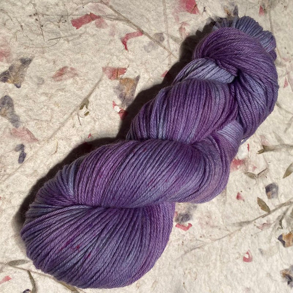 IxCHeL Fibre & Yarns 4ply Sock Yarn colourway Lavender Sorbet