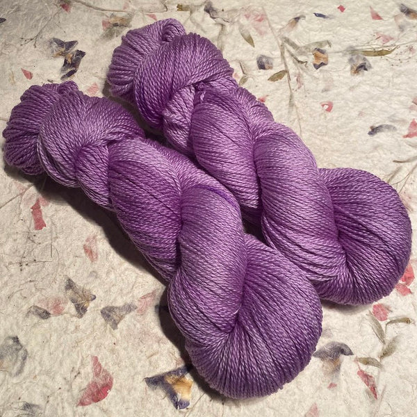 IxCHeL Fibre & Yarns Cashmere Merino Silk 4ply Yarn colourway Lavender