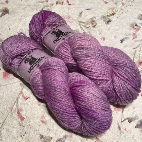 IxCHeL Fibre & Yarns 8ply DK Merino Yarn 'GAIA' colourway Lavender Sorbet