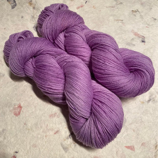 IxCHeL Fibre & Yarns 4ply Sock Yarn colourway Lavender
