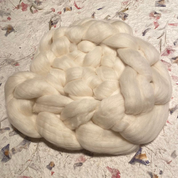 IxCHeL Fibre And Yarns Rambouillet Tops colourway Natural