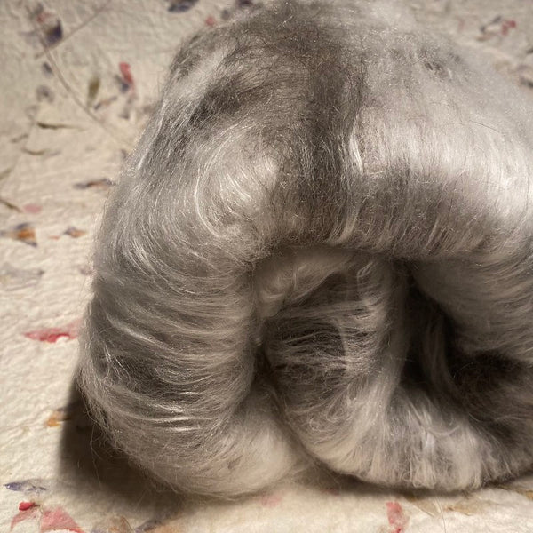 IxCHeL Fibres and Yarn Wallaby Cashmere Merino Silk Spinning Batts colourway Natural