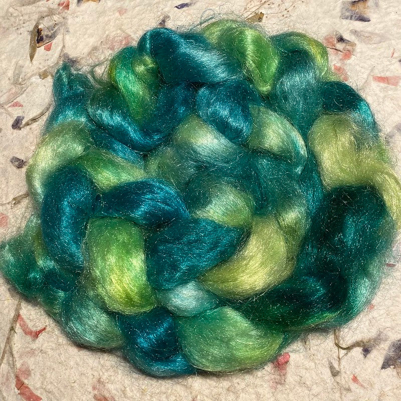 IxCHeL Fibre & Yarns Fire Star Top colourway Forest Nymph