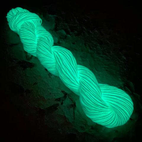 IxCHeL Fibre & Yarns Glow in the Dark Yarn with a Green Glow 