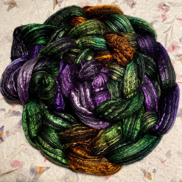 IxCHeL Fibre & Yarns Gothic Tops colourway Witches