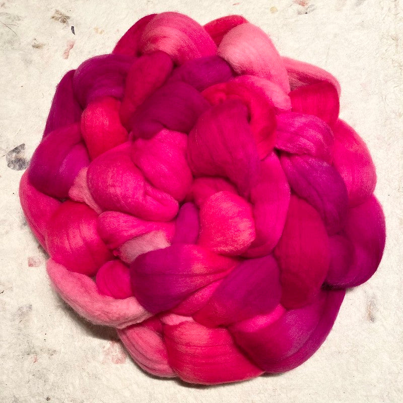 IxCHeL Fibre & Yarns Rambouillet Tops colourway Pinktastic